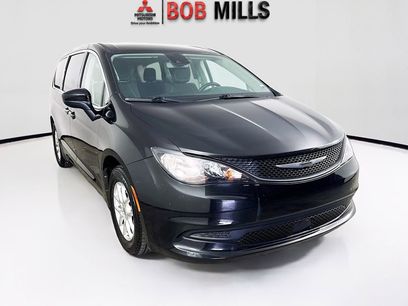 Used 2023 Chrysler Voyager LX