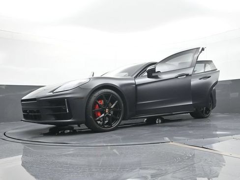 Certified 2024 Porsche Panamera 4 AWD/4WD image 28