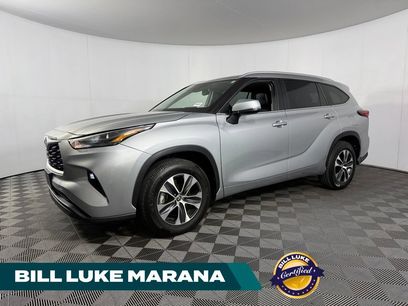 Used 2025 Toyota Highlander XLE