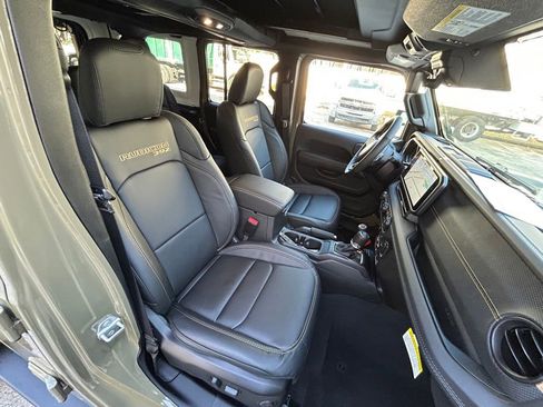 New 2025 Jeep Wrangler Unlimited Rubicon 392 image 40