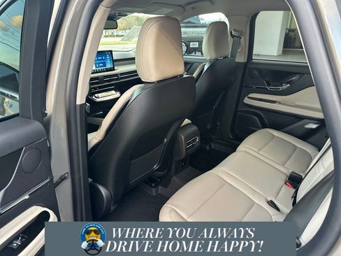 New 2026 Lincoln Corsair Premiere w/ Towing Package image 26