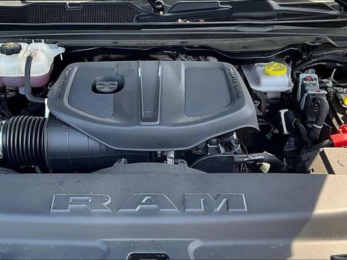 Used 2026 RAM 1500 Laramie AWD/4WD image 28