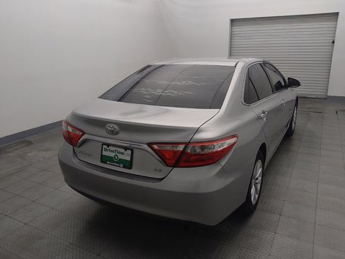 Used 2015 Toyota Camry LE FWD image 7