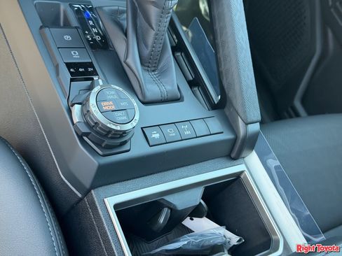 New 2026 Toyota Tacoma TRD Off-Road AWD/4WD image 22