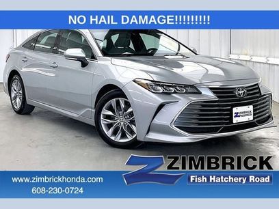 Used 2020 Toyota Avalon XLE w/ Moonroof Package