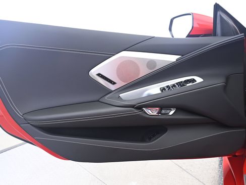 Used 2024 Chevrolet Corvette Stingray Preferred Conv w/ Battery Protection Package RWD image 25