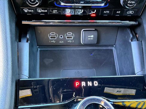 Used 2025 Jeep Grand Cherokee Laredo w/ Luxury Tech Group I image 32