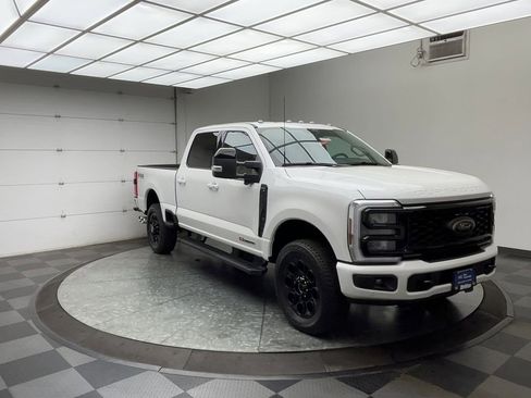 Certified 2026 Ford F250 Lariat w/ Black Appearance Package AWD/4WD image 39