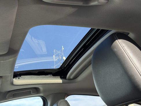 Used 2016 Honda HR-V EX-L image 11