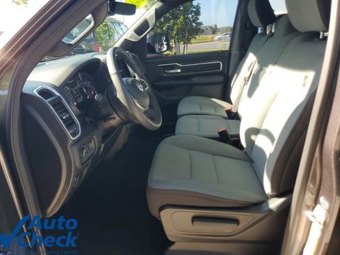 Used 2023 RAM 1500 Big Horn RWD image 17