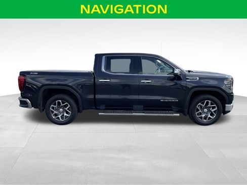 Used 2022 GMC Sierra 1500 SLT AWD/4WD image 6