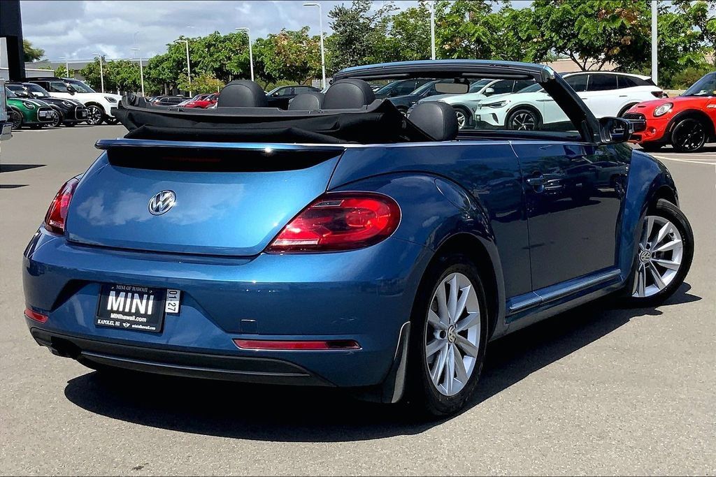 Used 2019 Volkswagen Beetle 2.0T SE FWD image 11