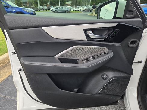 Used 2023 Acura MDX FWD w/ Technology Package image 7