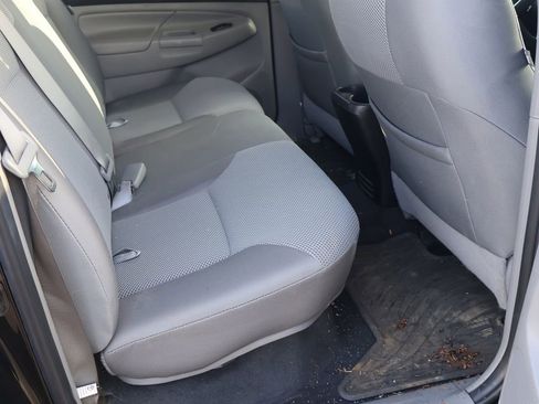 Used 2015 Toyota Tacoma 4x4 Double Cab image 8