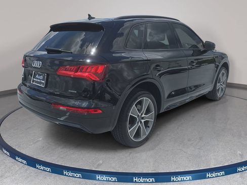 Used 2020 Audi Q5 Premium w/ Premium Plus Package AWD/4WD image 8
