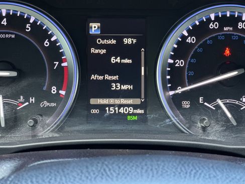 Used 2018 Toyota Highlander XLE FWD image 24