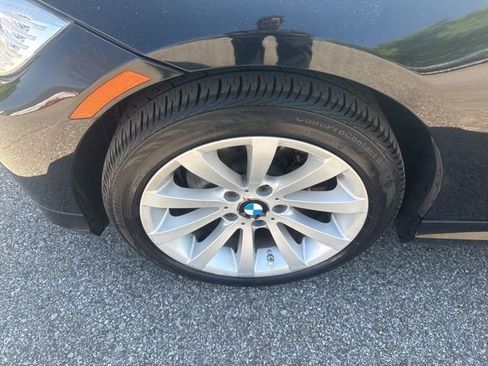 Used 2011 BMW 328i xDrive Sedan image 12