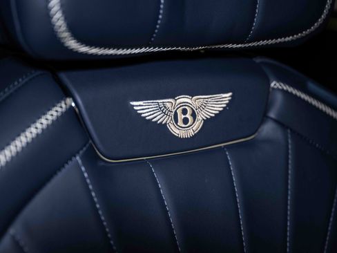 Certified 2024 Bentley Flying Spur V8 AWD/4WD image 25