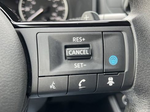 Certified 2023 Nissan Rogue SV image 16