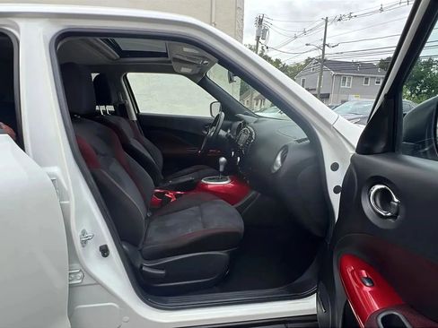 Used 2015 Nissan Juke SV w/ Technology Package image 27