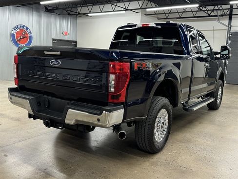 Used 2022 Ford F350 XLT w/ XLT Premium Package AWD/4WD image 12