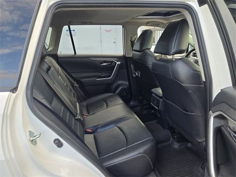 Used 2019 Toyota RAV4 XLE Premium w/ Cold Weather Package image 17