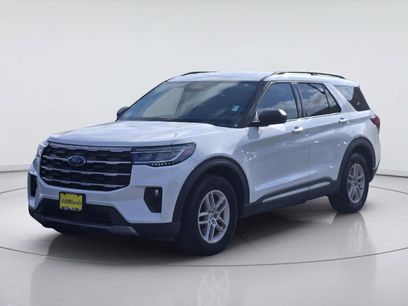 Used 2025 Ford Explorer Active w/ Active Comfort Package