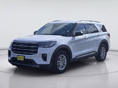Certified 2025 Ford Explorer Active w/ Active Comfort Package RWD image 1