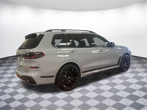 Certified 2025 BMW X7 M60i image 8