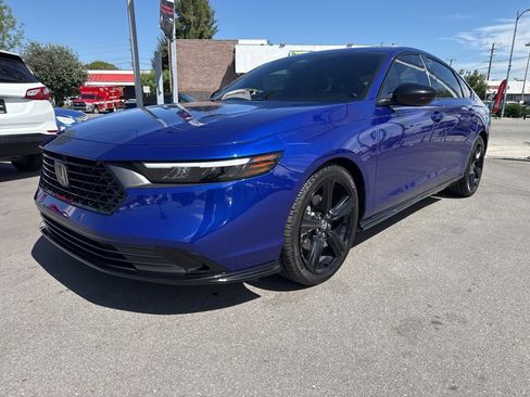 Used 2024 Honda Accord Sport image 2