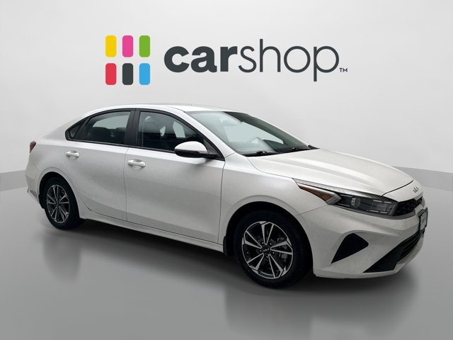 Used 2023 Kia Forte LXS w/ LXS Technology Package FWD image 7