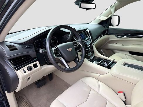 Used 2020 Cadillac Escalade Premium Luxury w/ LPO, Radiant Package RWD image 9
