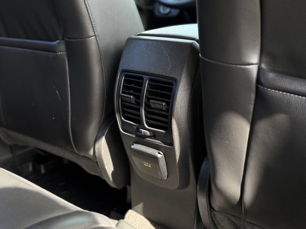 Used 2019 Ford Escape Titanium AWD/4WD image 19