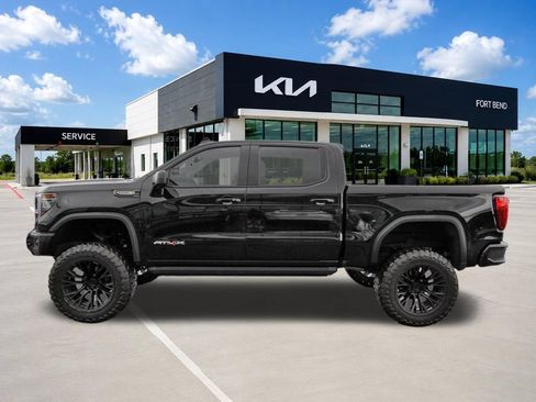 Used 2023 GMC Sierra 1500 AT4X AWD/4WD image 8
