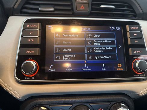 Used 2020 Nissan Versa SV w/ Trunk Package image 25