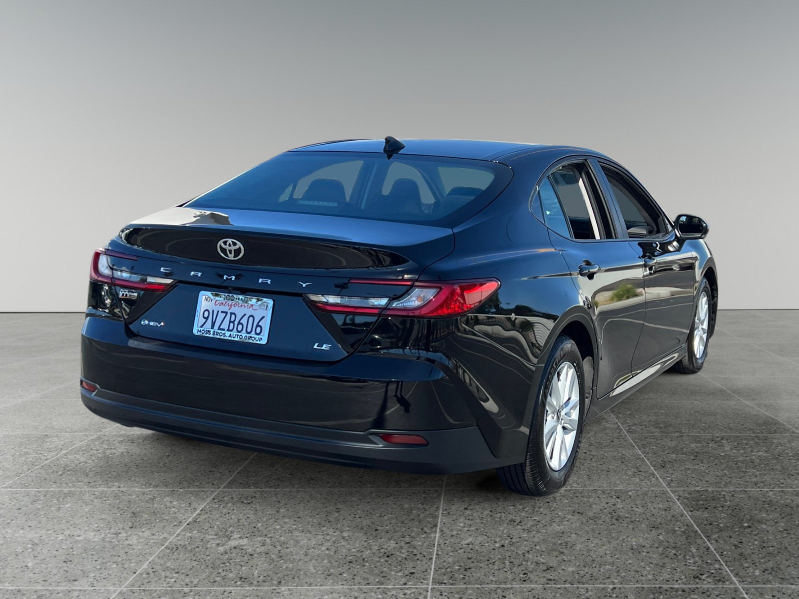 Used 2026 Toyota Camry LE FWD image 5