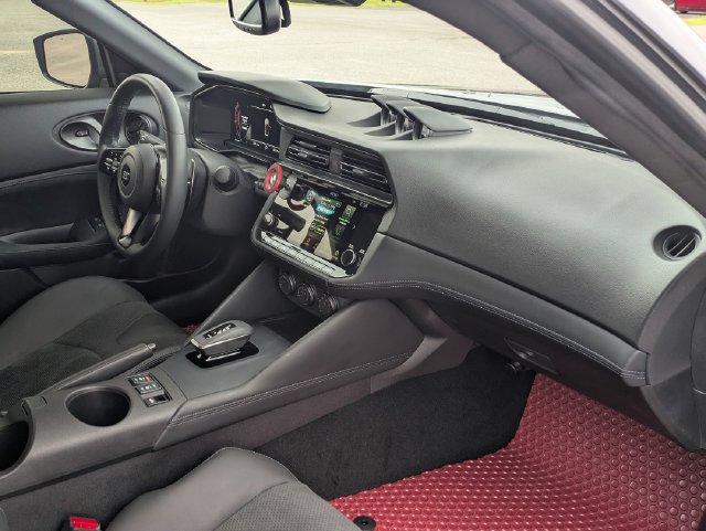 Used 2025 Nissan Z Performance w/ Floor Mat Package RWD image 29