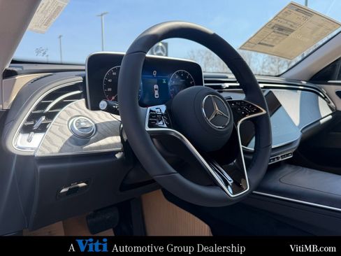 New 2026 Mercedes-Benz E 350 4MATIC Sedan image 12