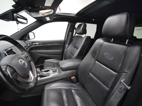Used 2021 Jeep Grand Cherokee Overland AWD/4WD image 21