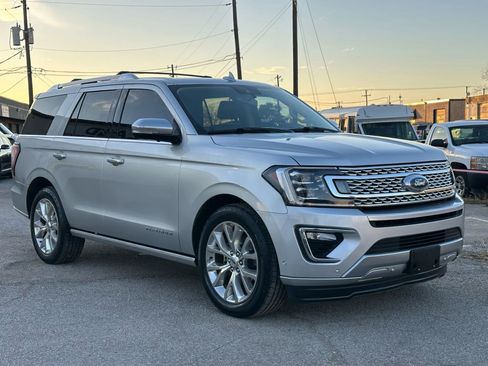 Used 2019 Ford Expedition Platinum image 9