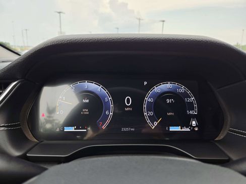 Used 2024 Jeep Grand Cherokee Altitude image 24