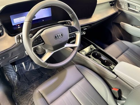 New 2026 Audi Q3 quattro 2.0T image 9