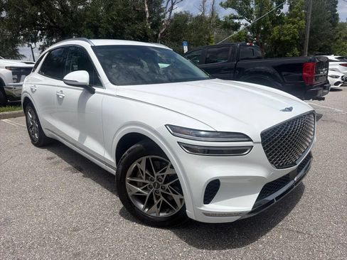 Used 2025 Genesis GV70 2.5T AWD/4WD image 6