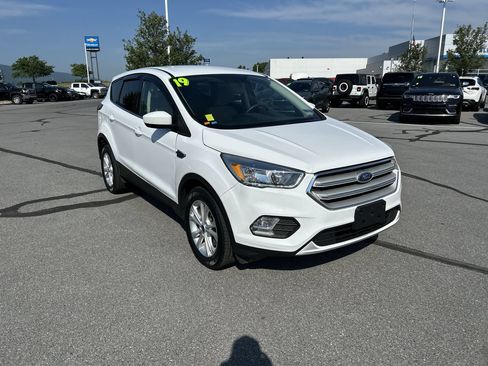 Used 2019 Ford Escape SE AWD/4WD image 1