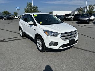 Used 2019 Ford Escape SE AWD/4WD video 1