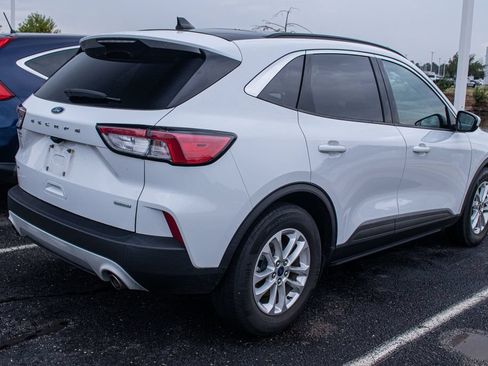 Used 2020 Ford Escape SE FWD image 4