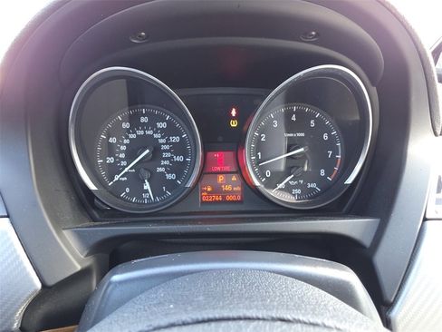 Used 2015 BMW Z4 sDrive35i image 21