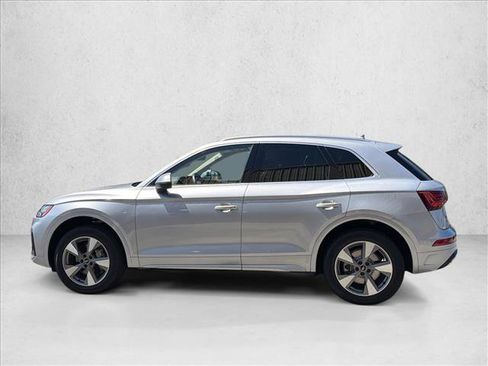 Used 2023 Audi Q5 2.0T Premium Plus w/ Premium Plus Package AWD/4WD image 8