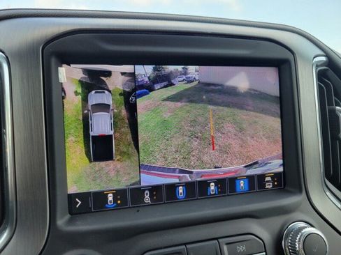 Used 2022 GMC Sierra 2500 Denali w/ Denali Ultimate Package AWD/4WD image 21