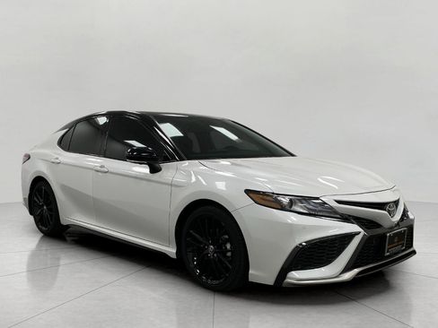 Used 2024 Toyota Camry XSE w/ Navigation Package FWD image 1